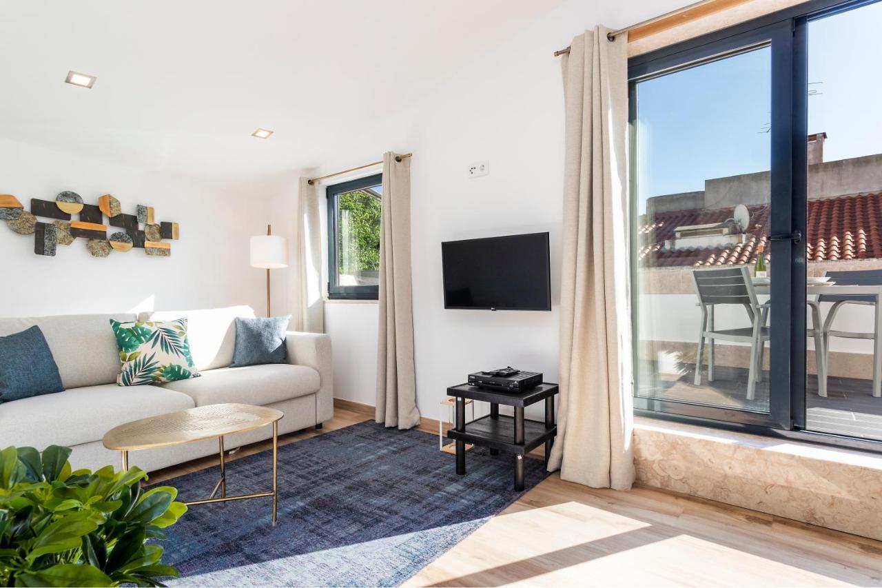 Perfect 1 Bed In Chiado With Terrace And Aircon Apartment ลิสบอน ภายนอก รูปภาพ